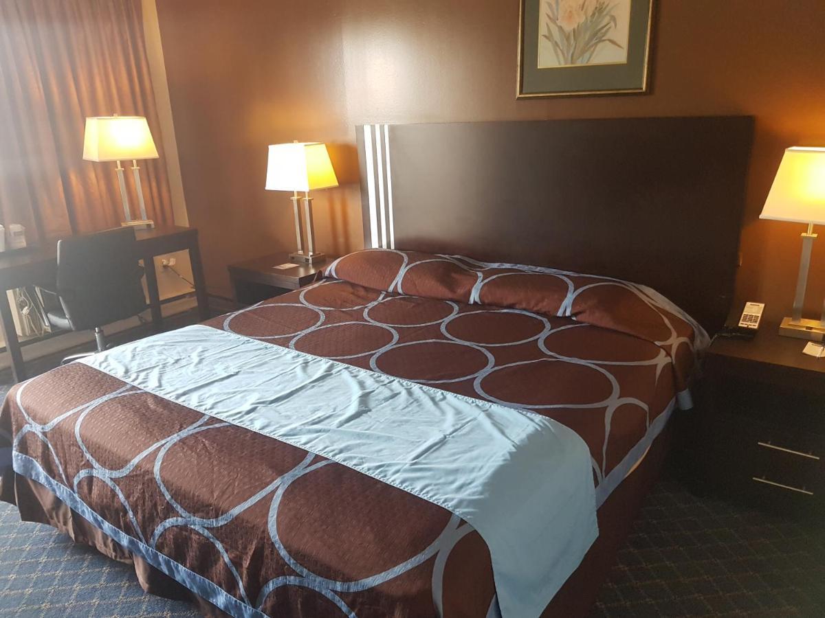 BA Hotel Red Deer Buitenkant foto