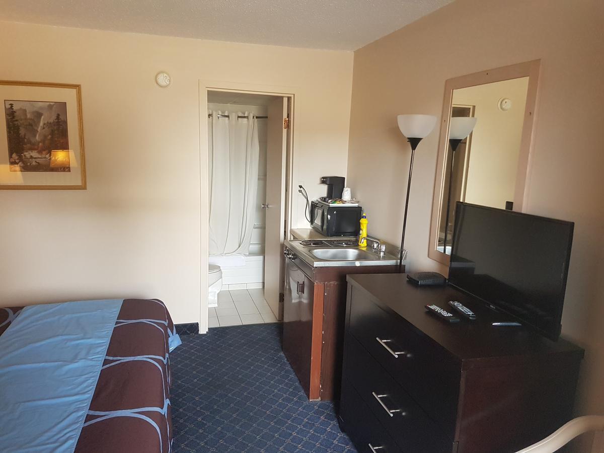 BA Hotel Red Deer Buitenkant foto