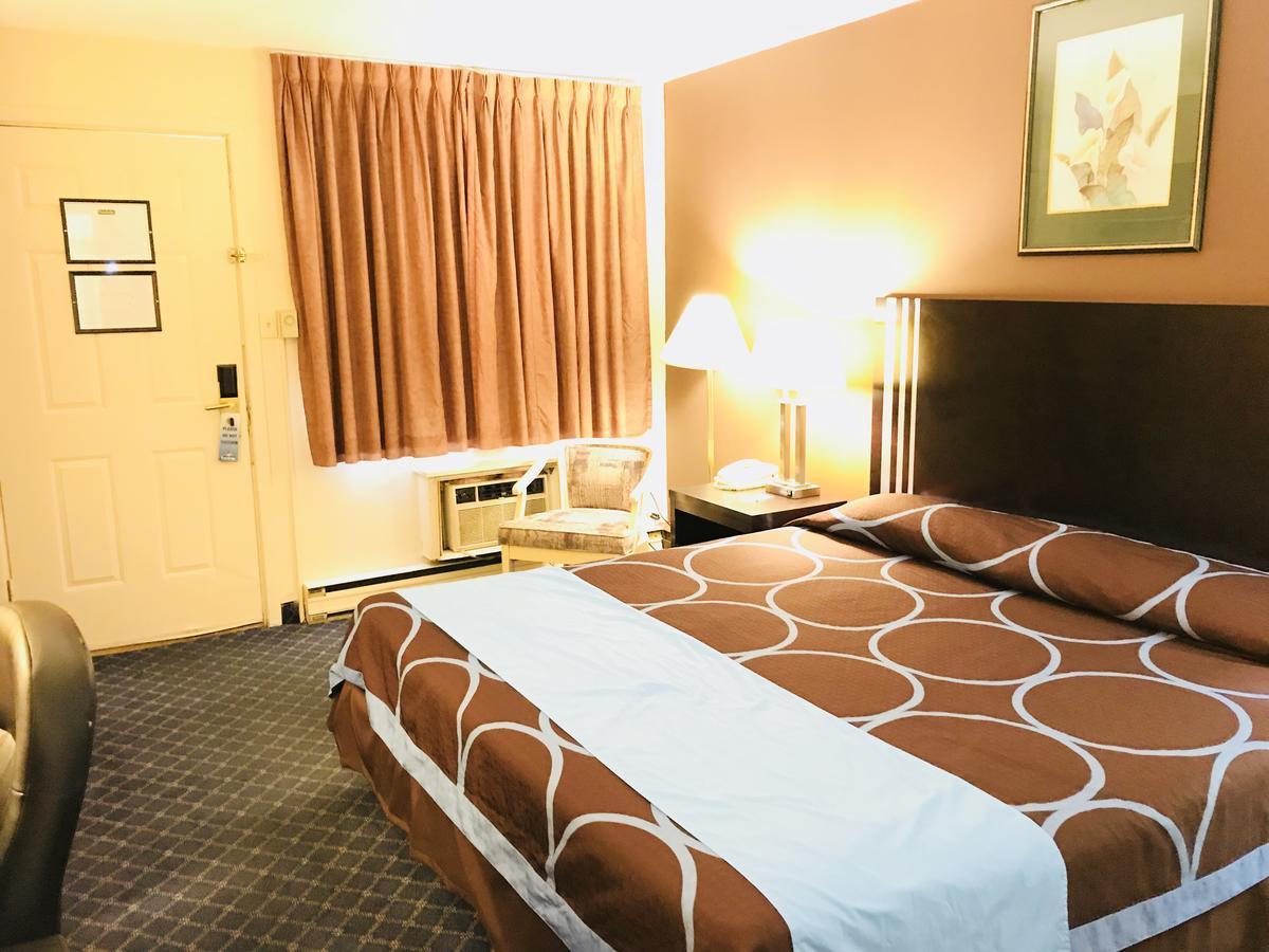 BA Hotel Red Deer Buitenkant foto