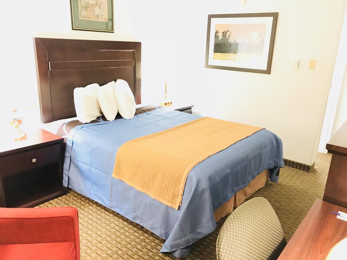 BA Hotel Red Deer Buitenkant foto