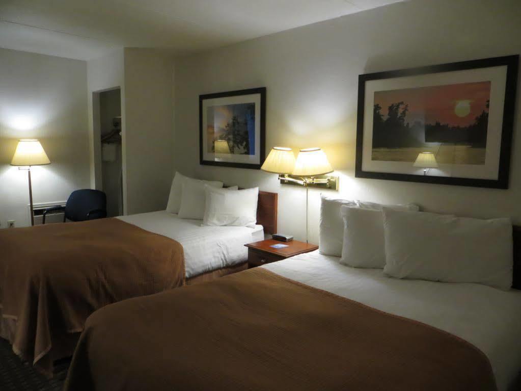 BA Hotel Red Deer Buitenkant foto